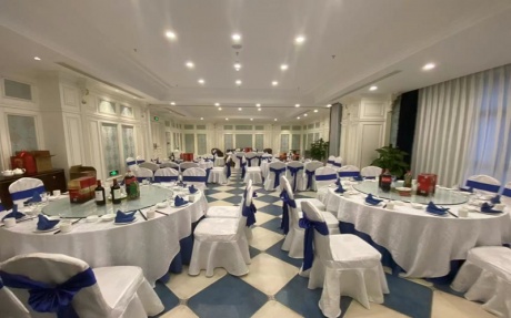 二号宴会厅 [ 最大10桌 · 高4.0m · 无柱 ·  ]